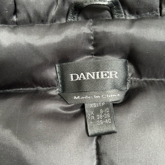 DANIER Down Filled Leather Accent Bomber w Detachable Coyote Fur Hood Trim - Picture 12 of 17